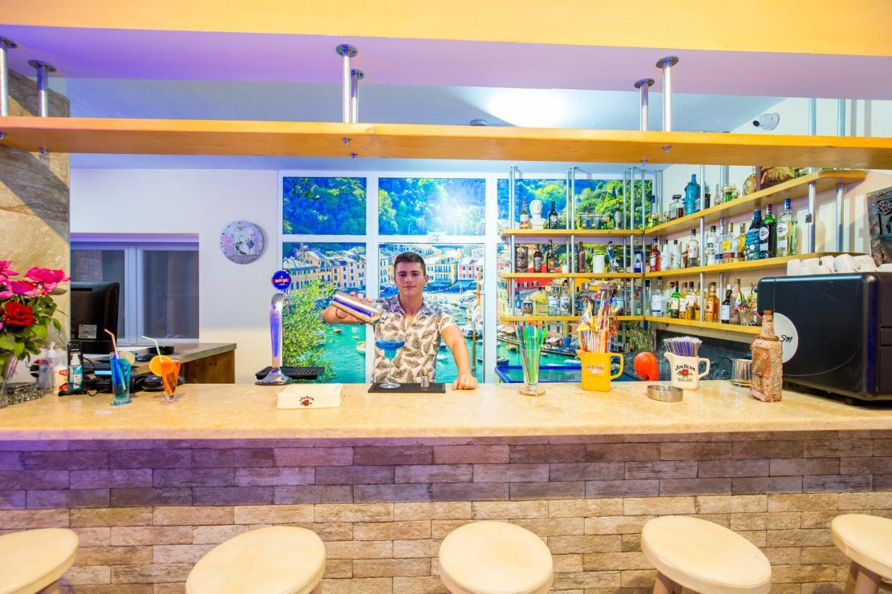 Aldebaran Hotel Apartments 리메나리아 외부 사진