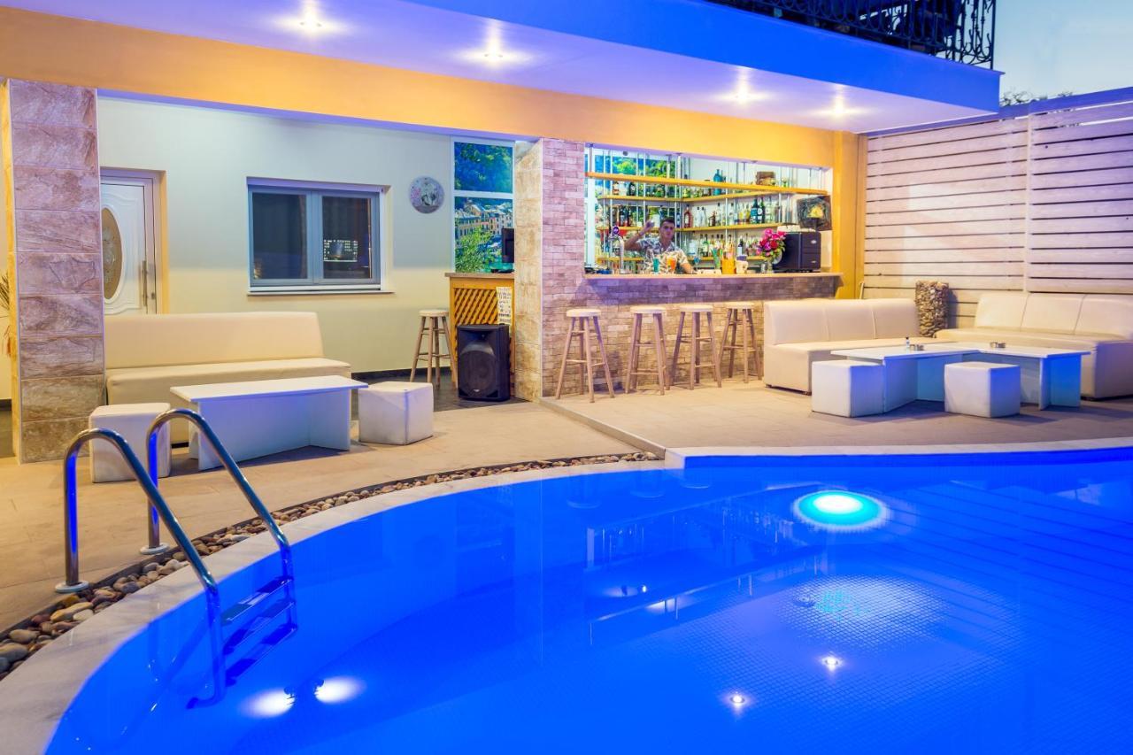 Aldebaran Hotel Apartments 리메나리아 외부 사진