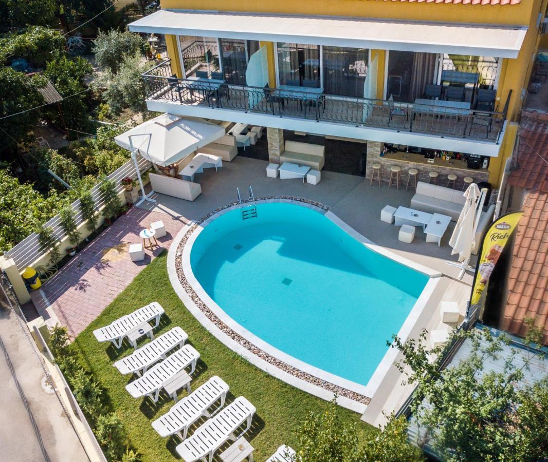 Aldebaran Hotel Apartments 리메나리아 외부 사진